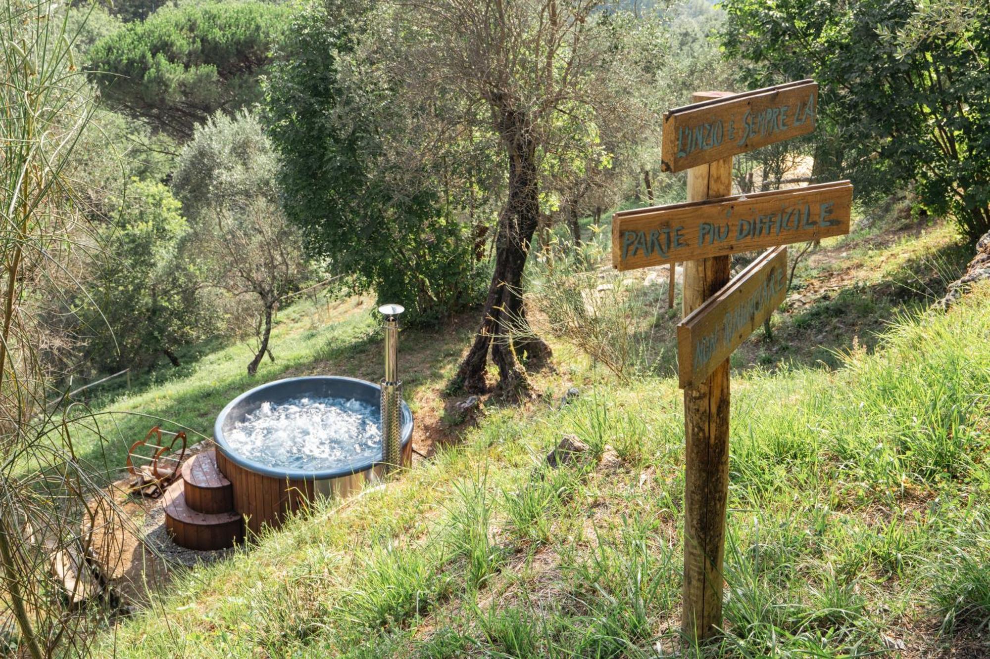 Tenuta Castel Dell'Aquila Gragnola ภายนอก รูปภาพ