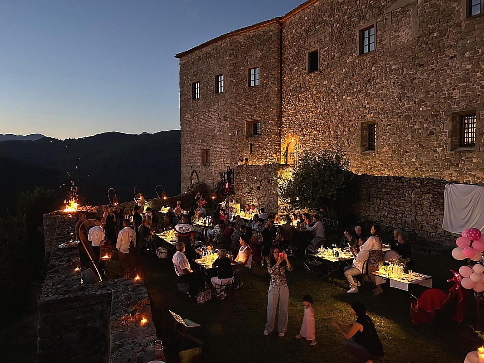Tenuta Castel Dell'Aquila Gragnola ภายนอก รูปภาพ